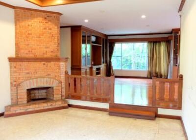 Grand Family Home For Sale in Laddarom Elegance Payap Chiang Mai