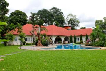 Stunning Luxury Home For Sale Private Pool Large Landscaped Grounds Hangdong Chiang Mai