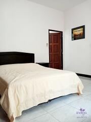 Cosy and Comfortable 2 Bedroom Home in Sanphiseur Area Near Chiang Mai City