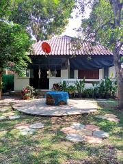 Cosy and Comfortable 2 Bedroom Home in Sanphiseur Area Near Chiang Mai City