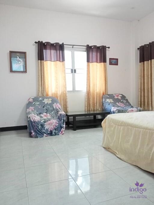 Cosy and Comfortable 2 Bedroom Home in Sanphiseur Area Near Chiang Mai City