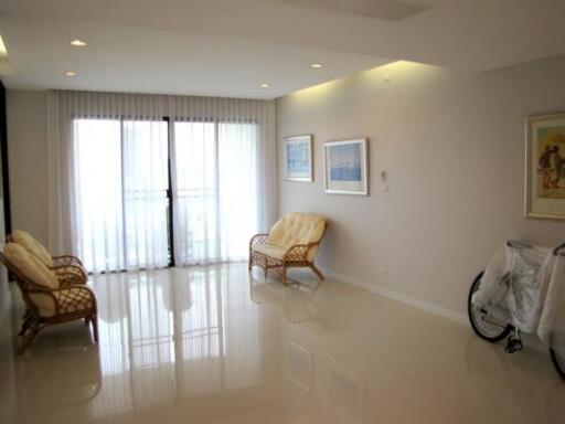 Real Estate Chiang Mai 1 Bedroom Apartment Resort Condominium Muang City