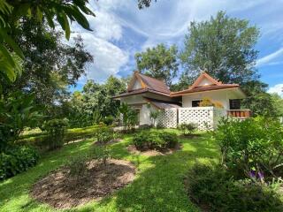 Lovely 1-2 bedrooms split level home amongst trees. The house is on a large property in Mae Rim with a few other houses. Mae Rim Chiang Mai