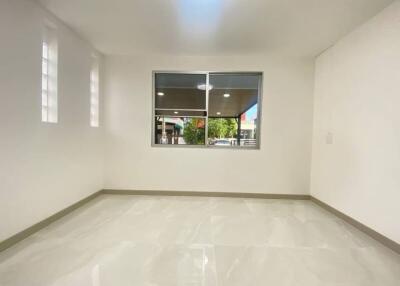 empty living room with window