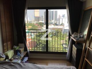 Bedroom with city view