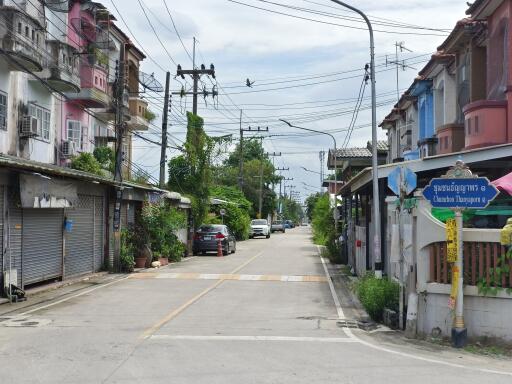 Residential neighborhood view