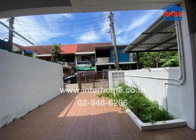 House front yard with paved area