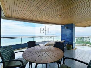 Spacious balcony with stunning ocean view