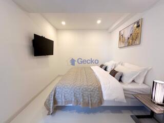 1 Bedroom Condo in Center Condotel South Pattaya C011910