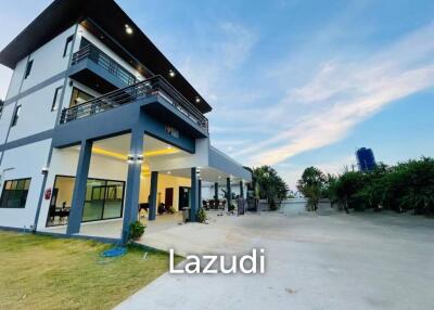 Luxury Modern 5-Bedroom Villa in Bo Phut Ko Samui