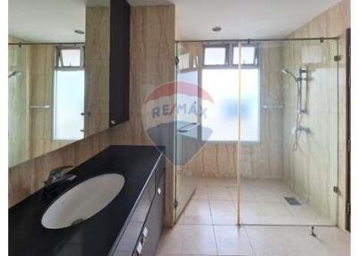 118 Sqm., 2 Beds, 2 Baths Condo listed for ฿ 12,000,000.