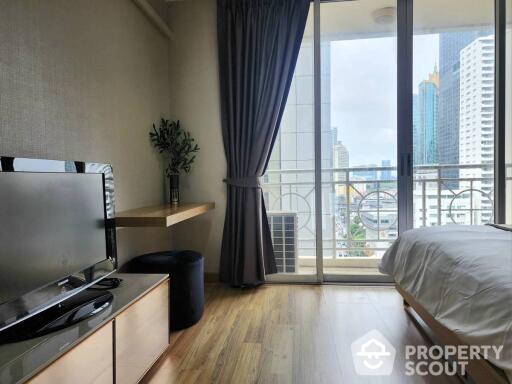 2-BR Condo at Asoke Place near MRT Sukhumvit