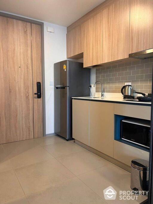 1-BR Condo at Xt Phayathai near BTS Phaya Thai