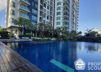 1-BR Condo at The Room Sukhumvit 62 near BTS Punnawithi