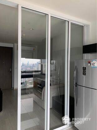 1-BR Condo at Rhythm Sukhumvit 44/1 near BTS Phra Khanong