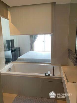 1-BR Condo at Rhythm Sukhumvit 44/1 near BTS Phra Khanong