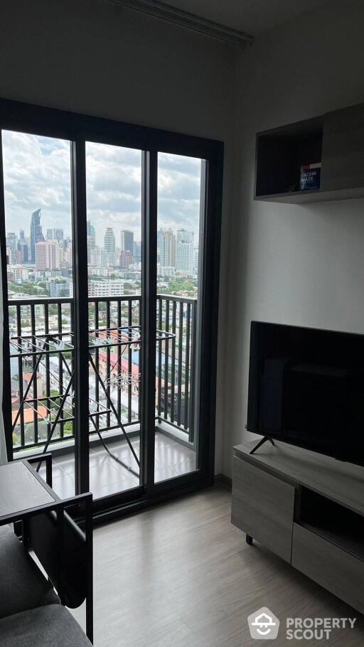 1-BR Condo at The Base Phetchaburi-Thonglor in Bang Kapi