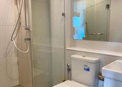 1-BR Condo at Life One Wireless near BTS Phloen Chit