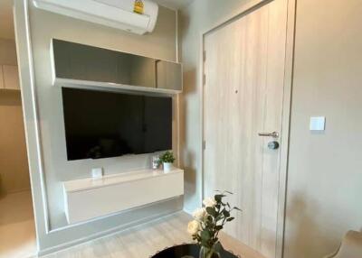 1-BR Condo at Life One Wireless near BTS Phloen Chit