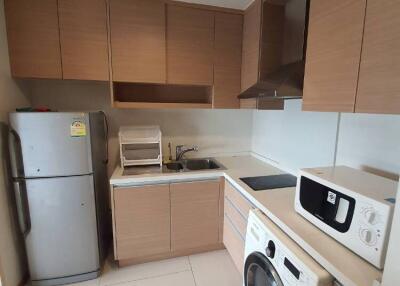 1-BR Condo at The Emporio Place near BTS Phrom Phong