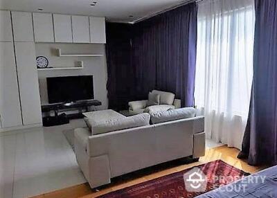 1-BR Condo at The Emporio Place near BTS Phrom Phong