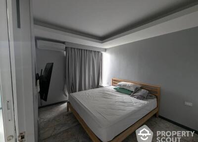 1-BR Condo at Park Pavilion Condominium near BTS Ari