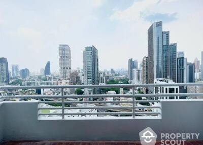 3-BR Penthouse at Acadamia Grand Tower near BTS Phrom Phong