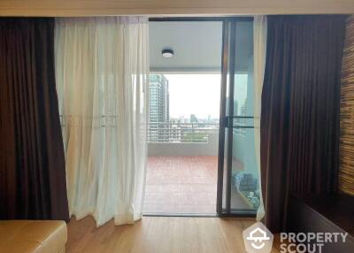 3-BR Penthouse at Acadamia Grand Tower near BTS Phrom Phong