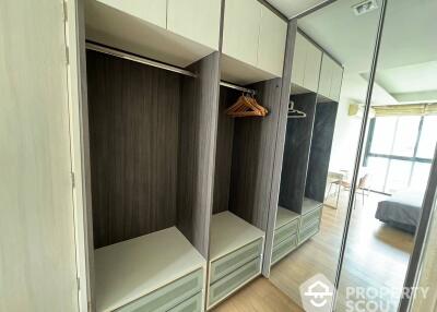 1-BR Condo at Via 49 near BTS Phrom Phong