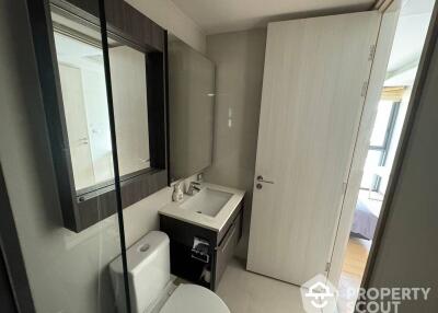 1-BR Condo at Via 49 near BTS Phrom Phong