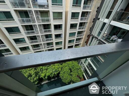 1-BR Condo at Via 49 near BTS Phrom Phong