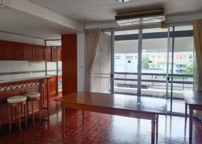 Kannikar Court 2 bedroom apartment for rent