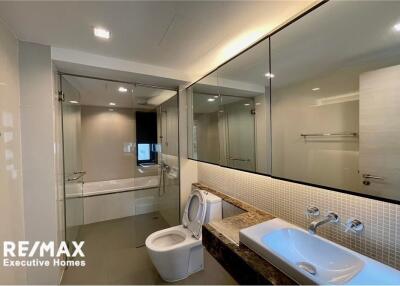 Luxury 3BR Condo in Pathum Wan, Bangkok