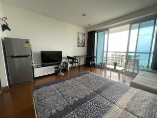 Studio apartment with sea view