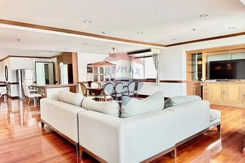 265 Sqm., 3 Beds, 4 Baths Condo listed for ฿ 85,000./Month