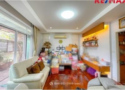 300 Sqm., 3 Beds Townhouse listed for ฿ 8,500,000.