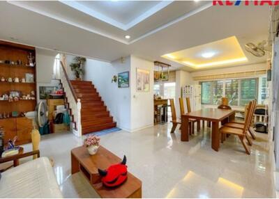 300 Sqm., 3 Beds Townhouse listed for ฿ 8,500,000.