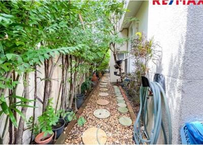 300 Sqm., 3 Beds Townhouse listed for ฿ 8,500,000.