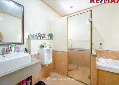 300 Sqm., 3 Beds Townhouse listed for ฿ 8,500,000.