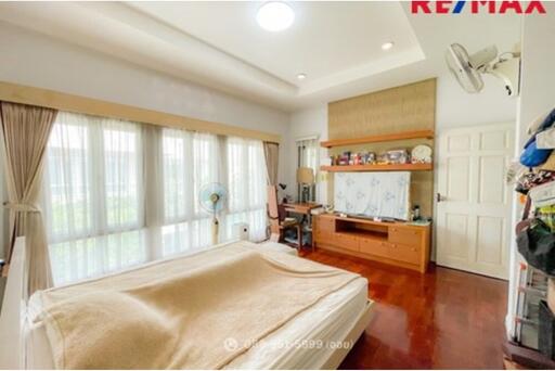 300 Sqm., 3 Beds Townhouse listed for ฿ 8,500,000.