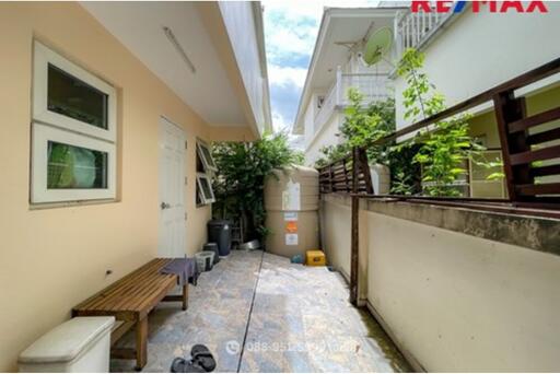 300 Sqm., 3 Beds Townhouse listed for ฿ 8,500,000.