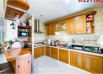 300 Sqm., 3 Beds Townhouse listed for ฿ 8,500,000.