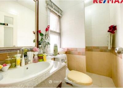 300 Sqm., 3 Beds Townhouse listed for ฿ 8,500,000.