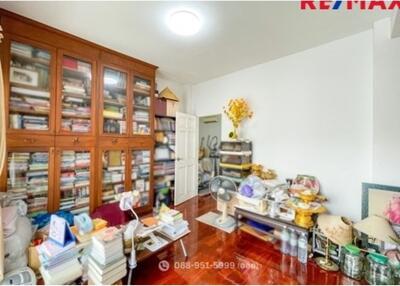 300 Sqm., 3 Beds Townhouse listed for ฿ 8,500,000.