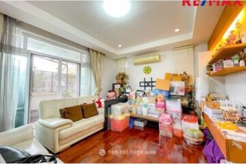 300 Sqm., 3 Beds Townhouse listed for ฿ 8,500,000.