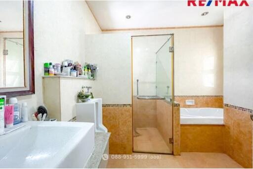 300 Sqm., 3 Beds Townhouse listed for ฿ 8,500,000.