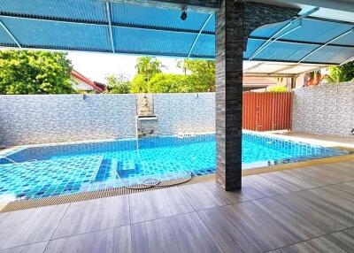 Nice 3 bedroom Poolvilla in East Pattaya