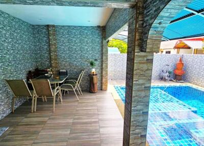 Nice 3 bedroom Poolvilla in East Pattaya