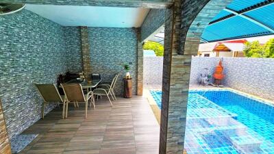 Nice 3 bedroom Poolvilla in East Pattaya