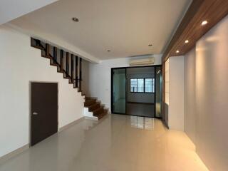 For Sale and Rent Bangkok Town House Bless Town Sukhumvit 50 Sukhumvit 50 BTS On Nut Khlong Toei